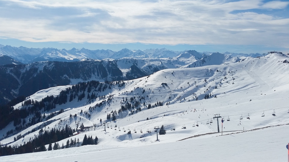 Montagna innevata